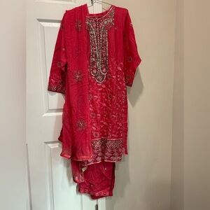 Asim Jofa Pakistani Luxury
Chiffon Dress set ( 3 )
Product Code: d#322
